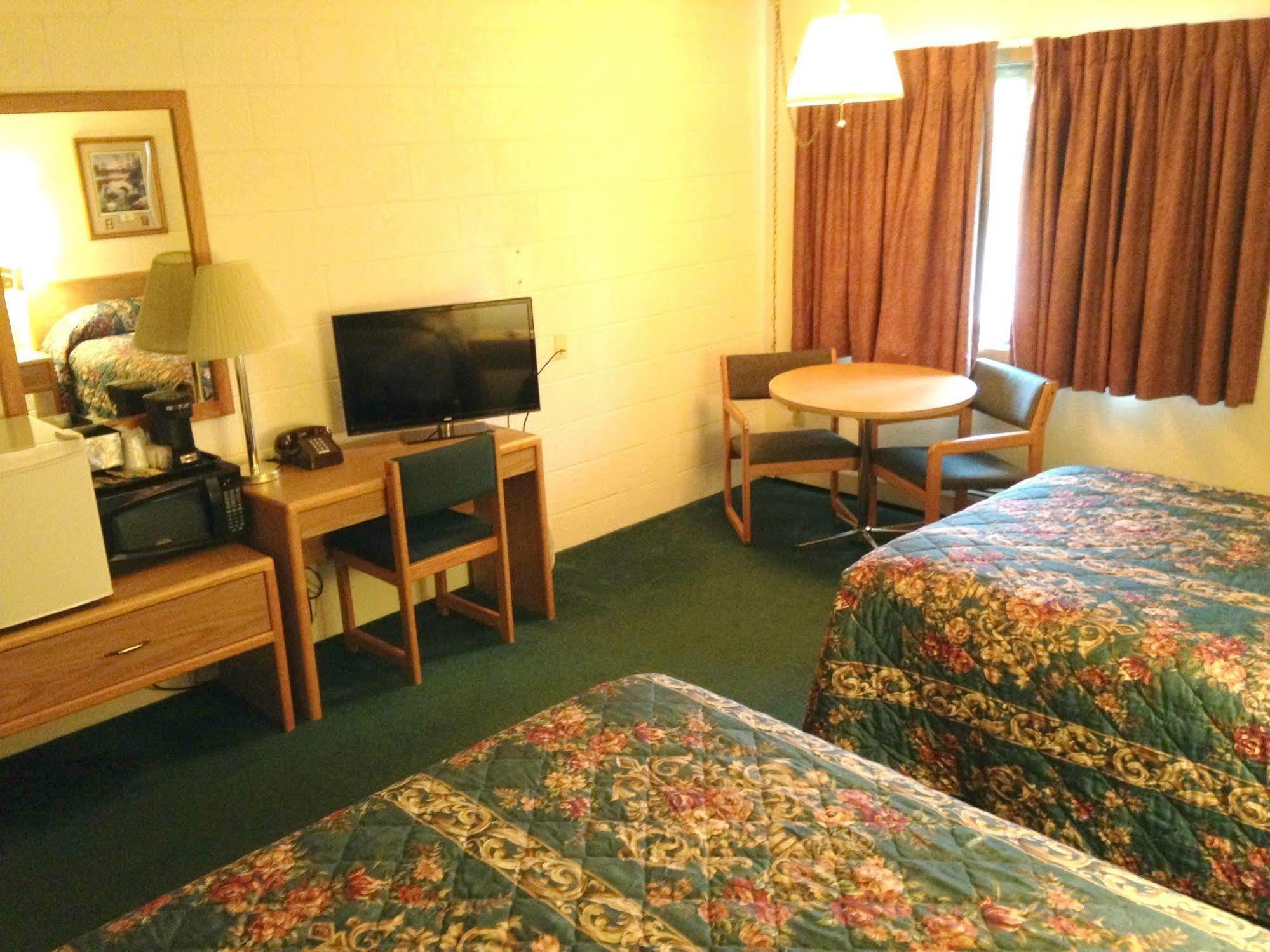 River Bend'S Walleye Inn Baudette Екстер'єр фото